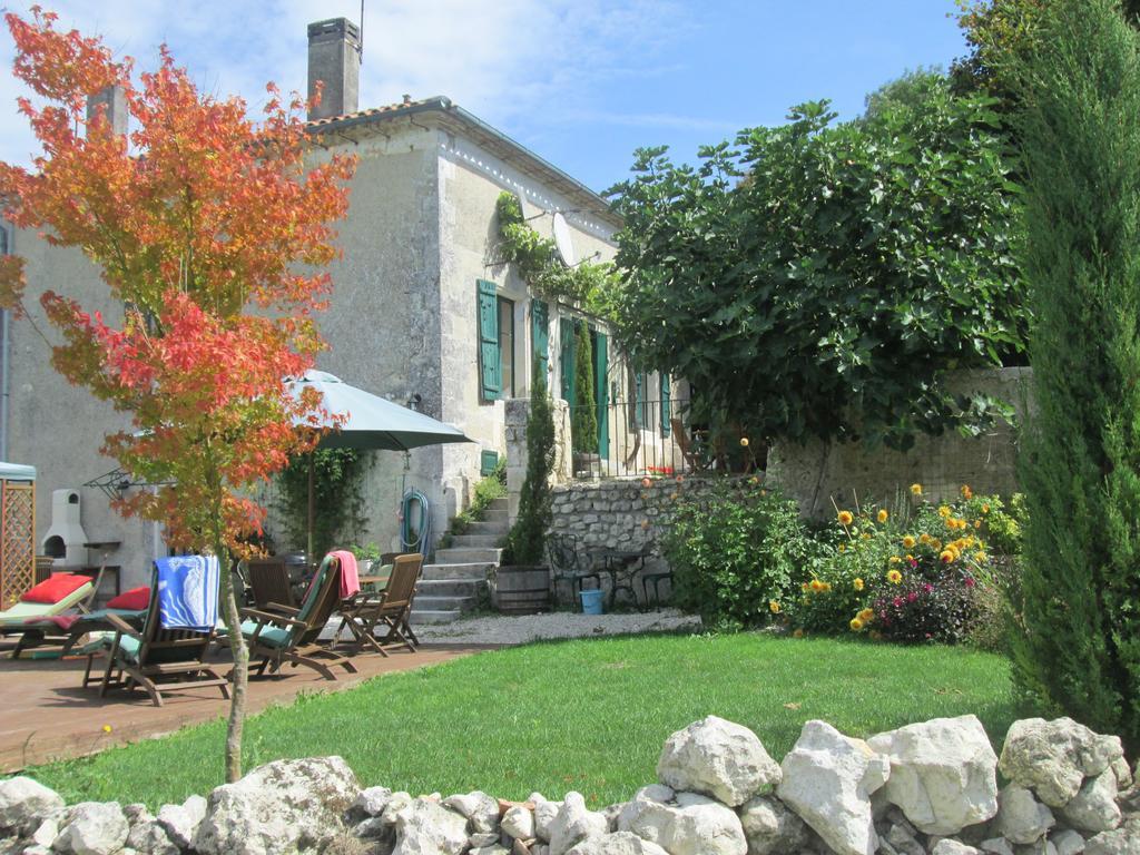 Le Petit Lavoir Saint-Paul-Lizonne エクステリア 写真